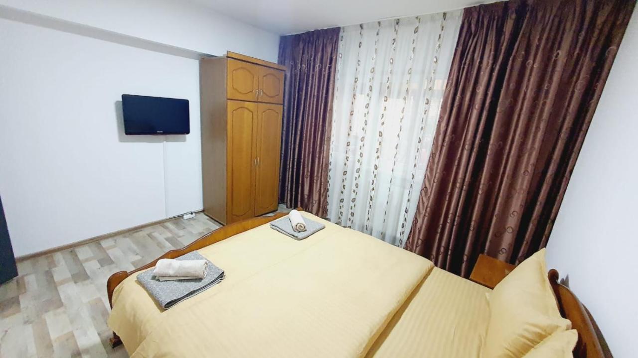 Apartament Radoi Apartman Szörényvár Kültér fotó