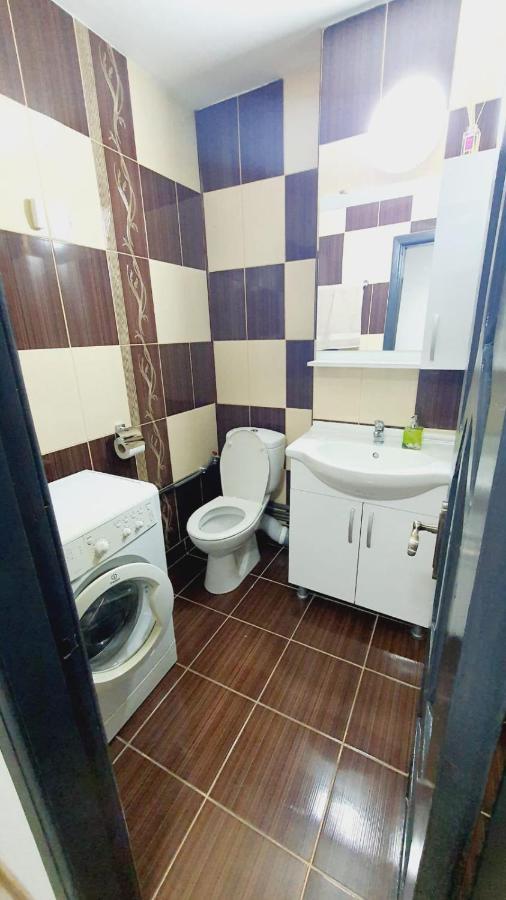 Apartament Radoi Apartman Szörényvár Kültér fotó