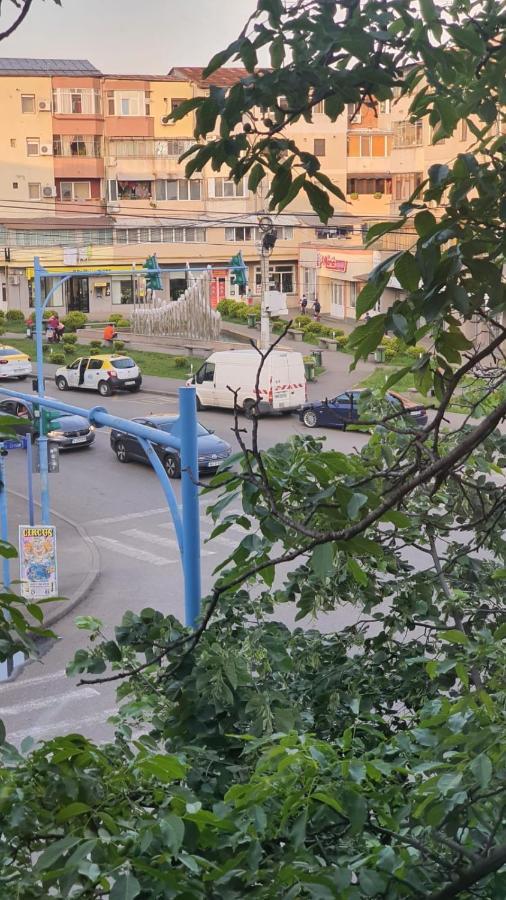 Apartament Radoi Apartman Szörényvár Kültér fotó